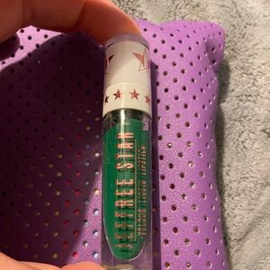 Jeffree Star green liquid lipstick